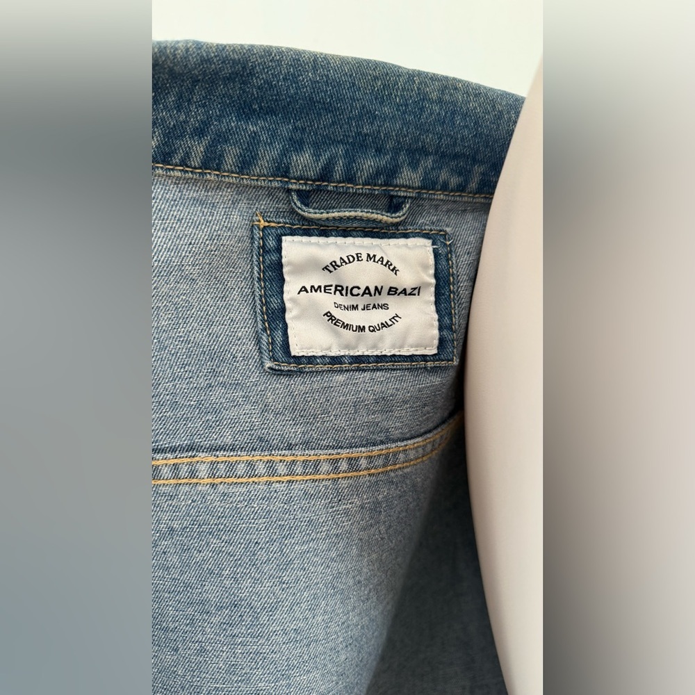 New York City Denim Jacket with Graphic Back Size XL Woman - Picture 7 of 7